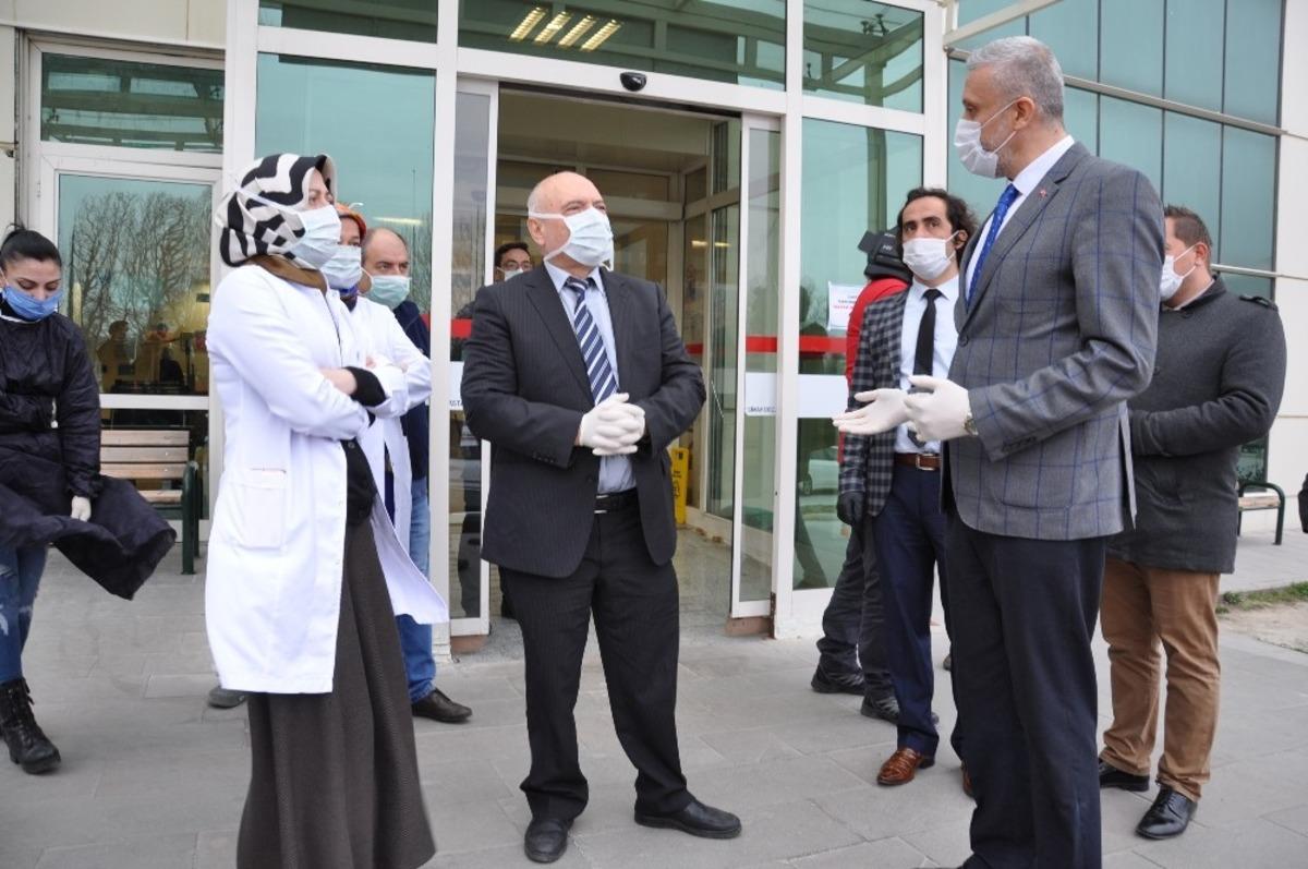 Sağlık &ccedil;alışanlarına teşekk&uuml;r ve destek ziyareti