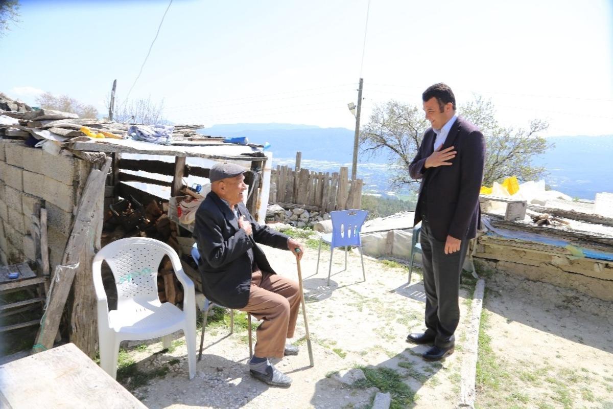 Başkan Ulutaş&rsquo;tan Yaşlılara Moral Ziyareti