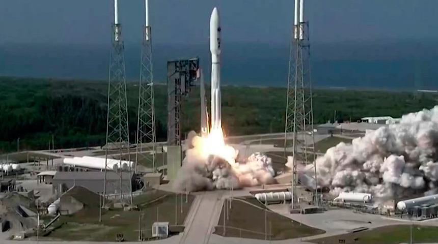 ABD Uzay Kuvvetleri ilk roketini fırlattı