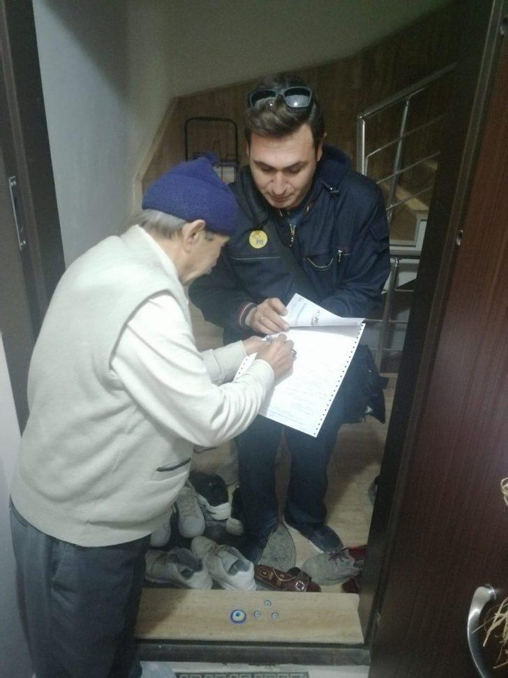 Ortaca PTT 65 yaş üstü emeklilerin maaşını evlerine götürüyor G2