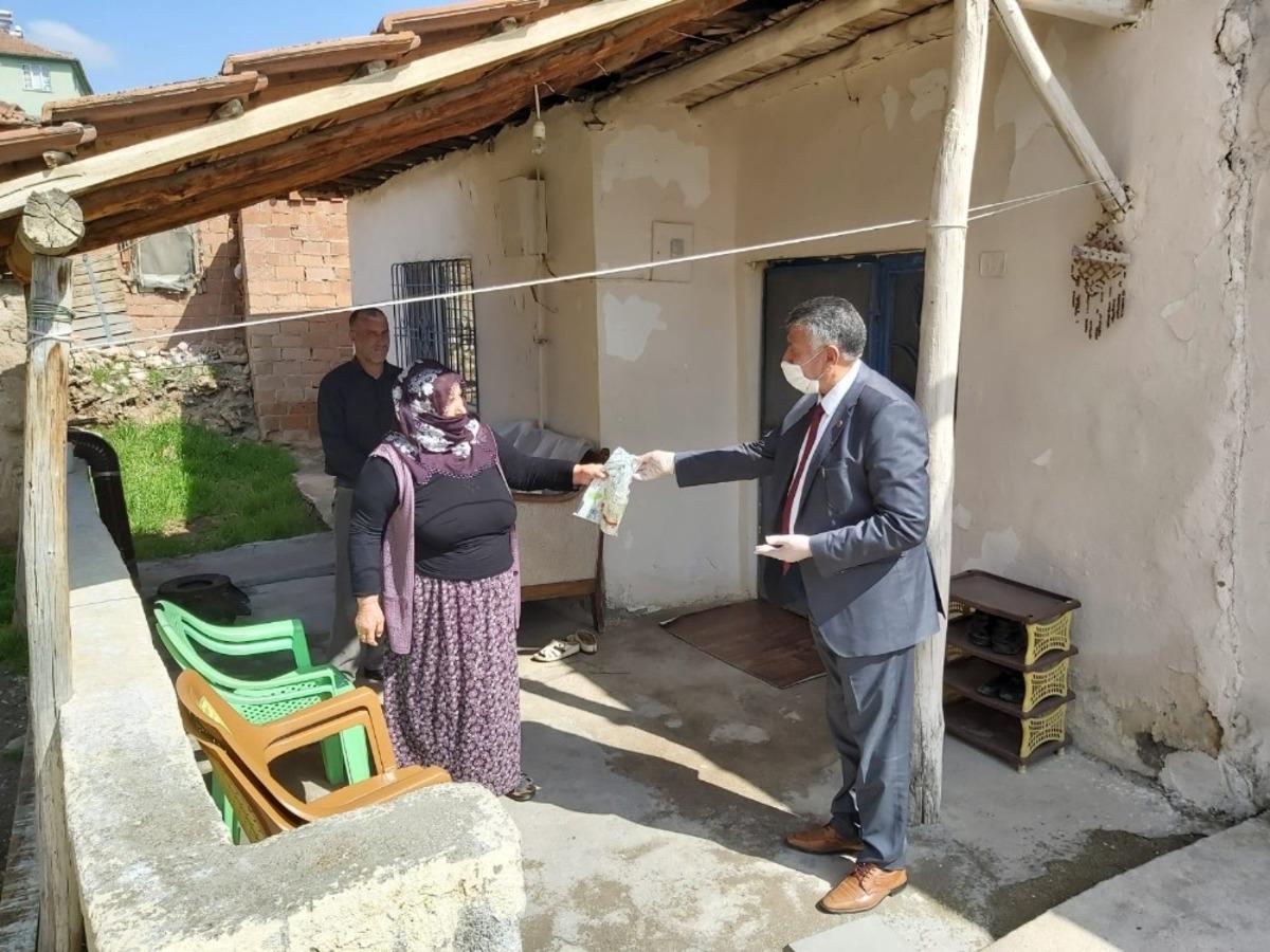 Yazıhan&rsquo;da dezenfektana ağırlık verildi