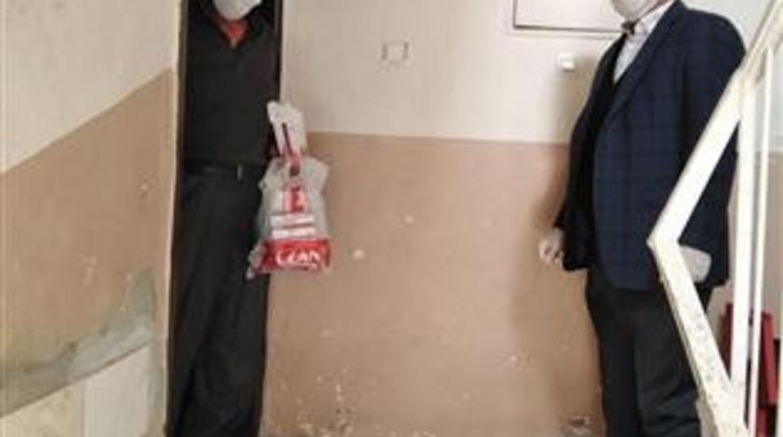 Din g&ouml;revlileri, &ldquo;Vefa Sosyal Destek Grupları&rdquo;yla birlikte ihtiya&ccedil; sahiplerine destek oluyor