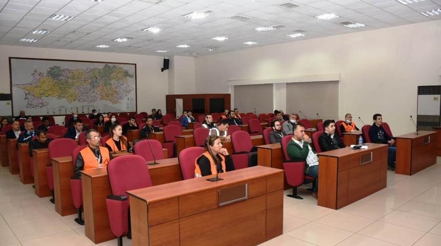 Aydın&rsquo;da Vefa Sosyal Destek Grubuna hizmet i&ccedil;i eğitim verildi