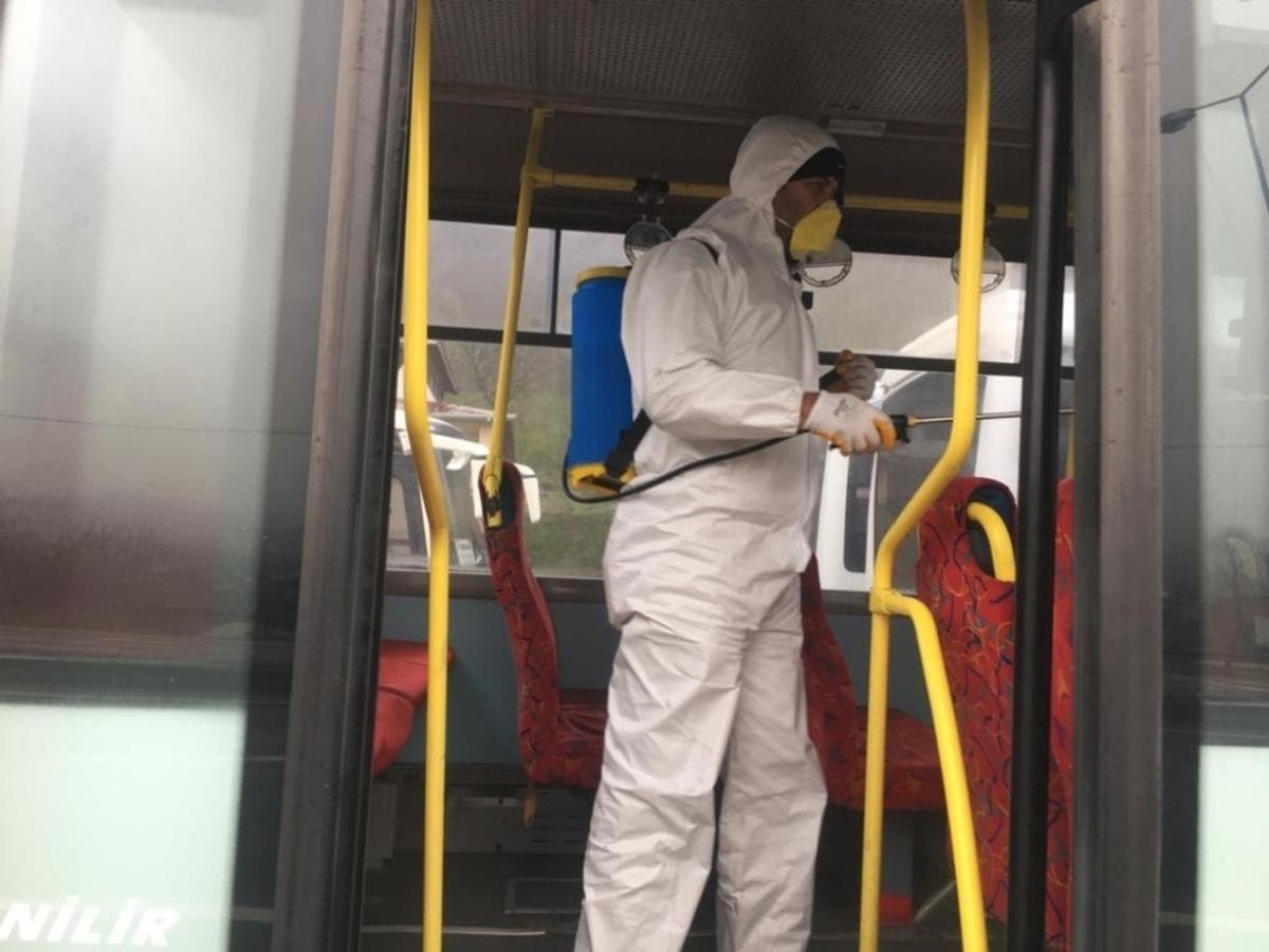 Kaynaşlı&rsquo;da otob&uuml;sler dezenfekte edildi