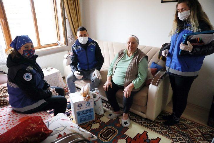 Zeytin Dalı Ekibi’nden gıda ve temizlik paketi G3