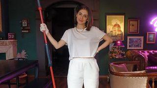 Fulya Zenginer çalışmak zorunda olanlara teşekkür etti