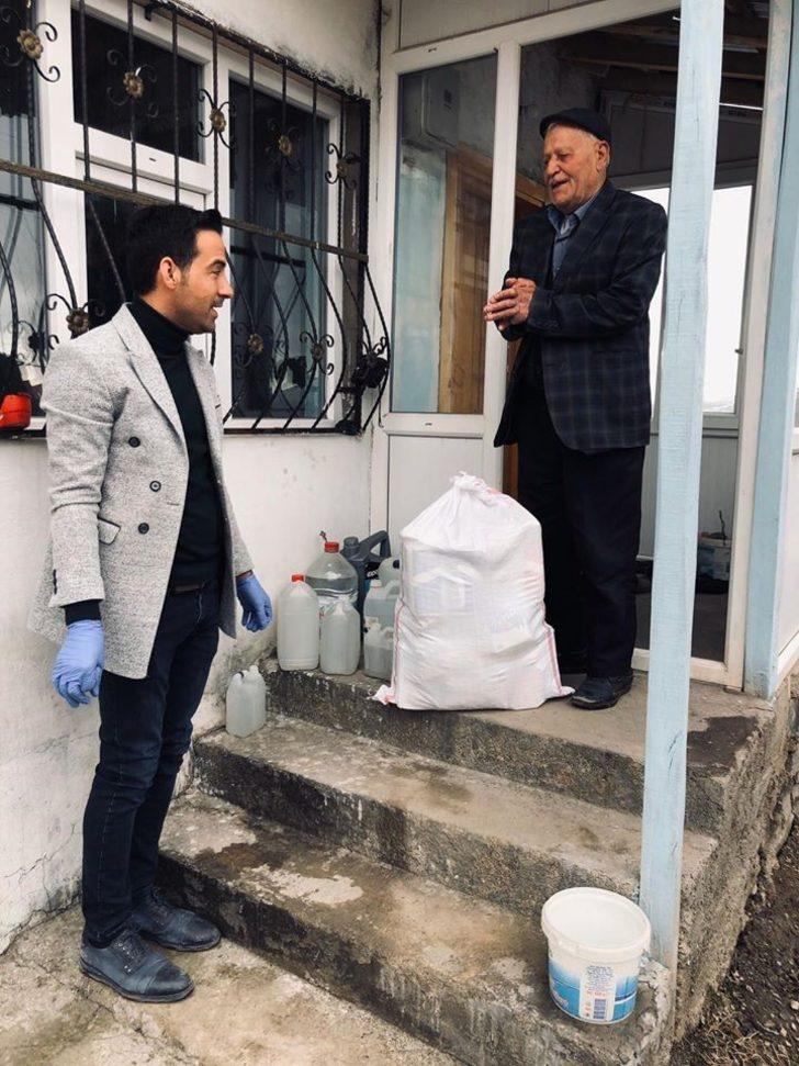 Özalp Kaymakamlığı yaşlıların ihtiyacını karşılıyor G3