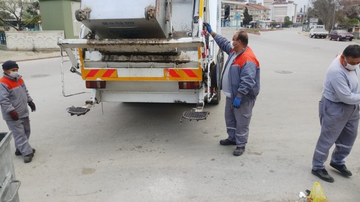 Kemer&rsquo;de &ccedil;&ouml;p temizliği