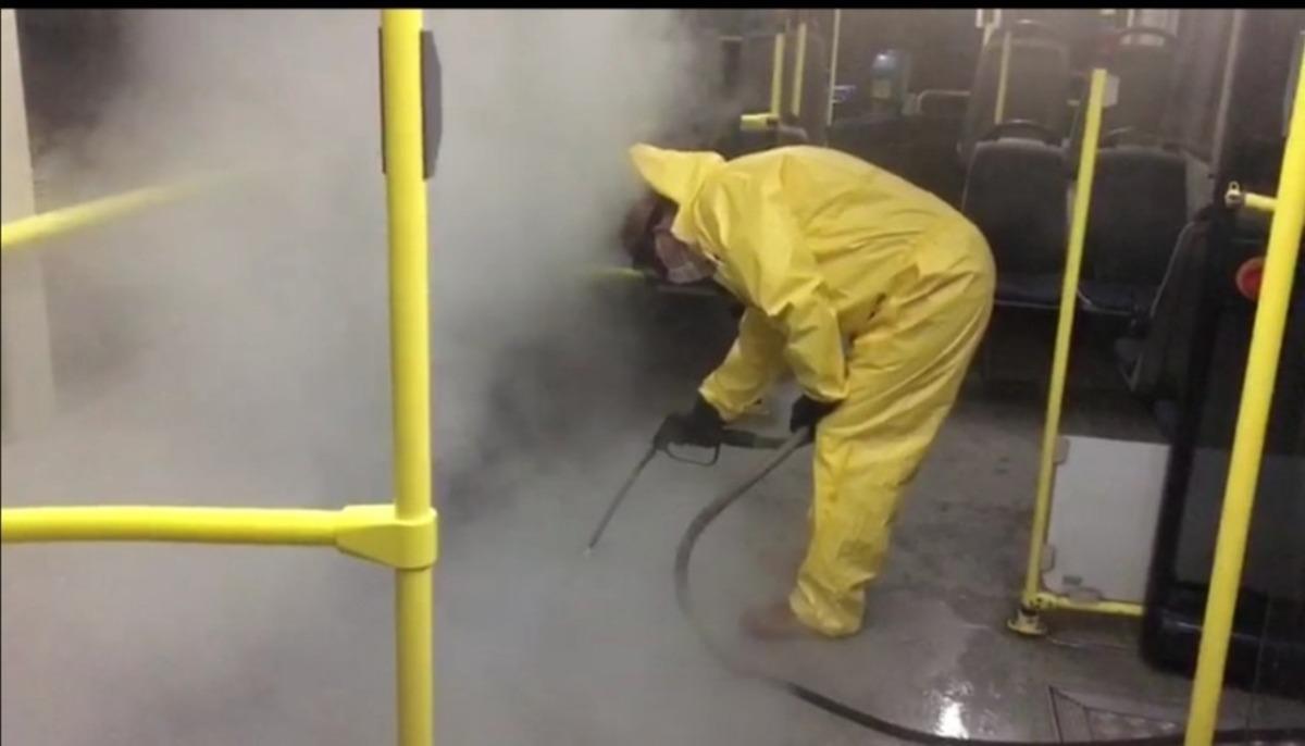 D&uuml;zce&rsquo;de ulaşım ara&ccedil;larına buharlı dezenfektasyon