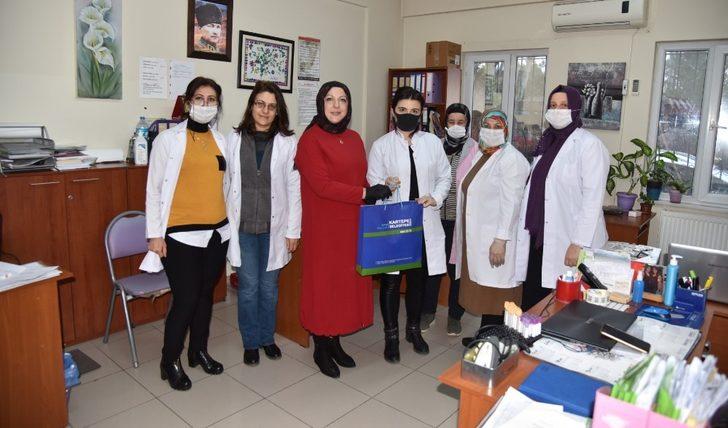 Başkan Kocaman’dan sağlık çalışanlarına ikram G3