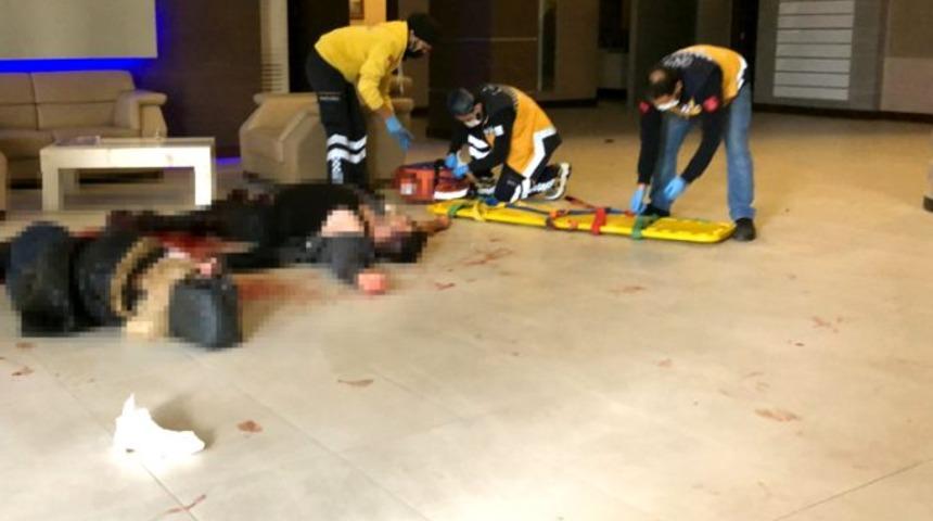 İstanbul'daki maske kavgasında silahlar konuştu! Yaralılar var