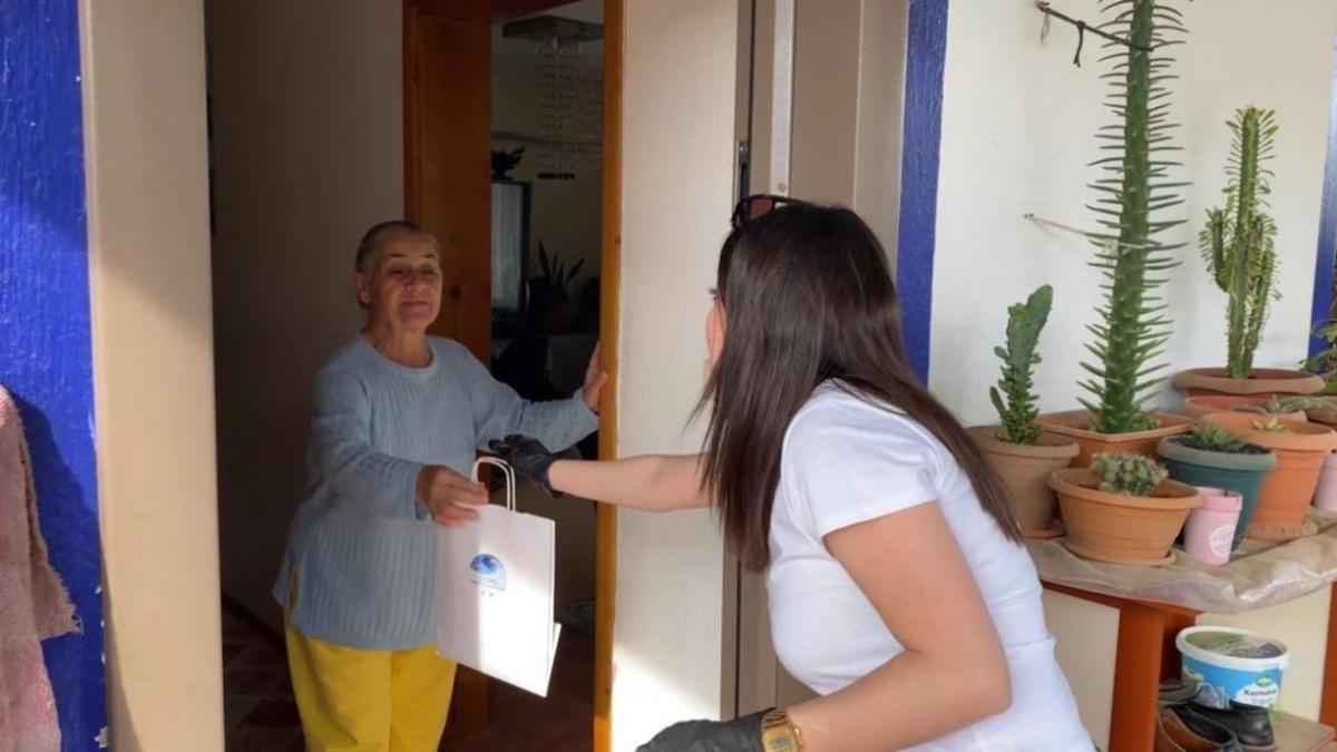 Bodrum Belediyesi&rsquo;nden &ldquo;evinde kal kitabını al&rdquo; kampanyası