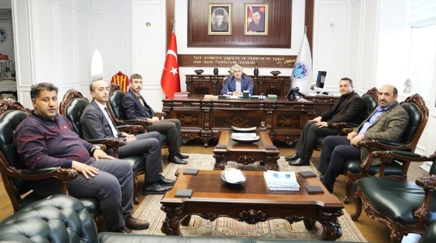 Başkan G&uuml;der&rsquo;e ek maaş teşekk&uuml;r&uuml;