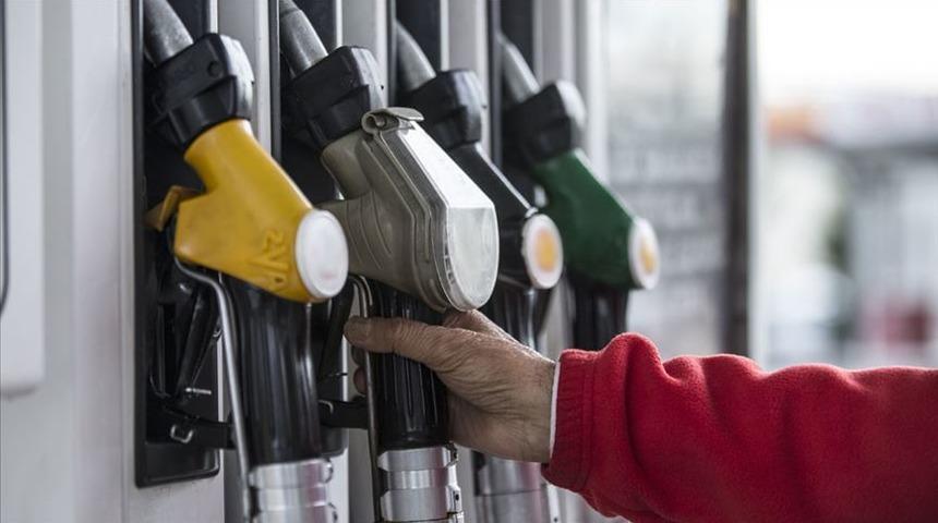 Benzine 15 kuruş zam! İşte yeni fiyatlar