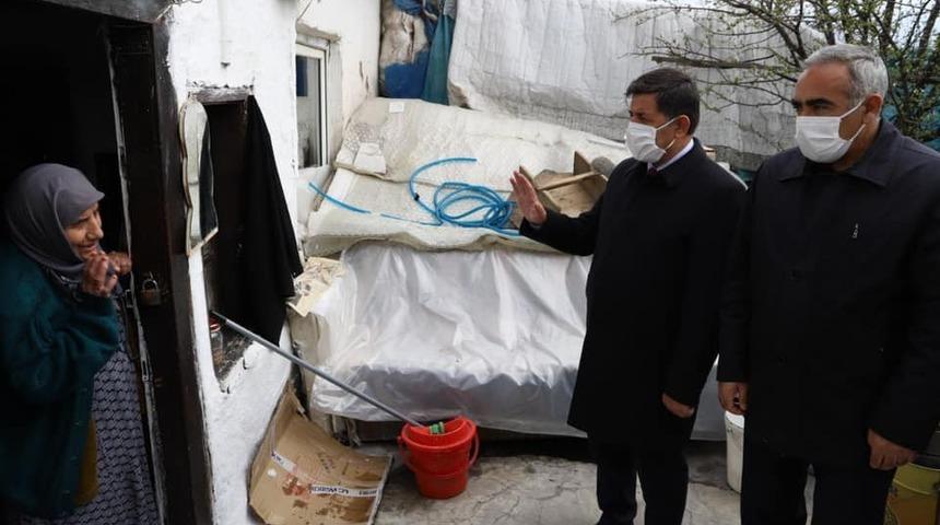 Aksun, 65 yaş &uuml;st&uuml; vatandaşları ziyaret etti