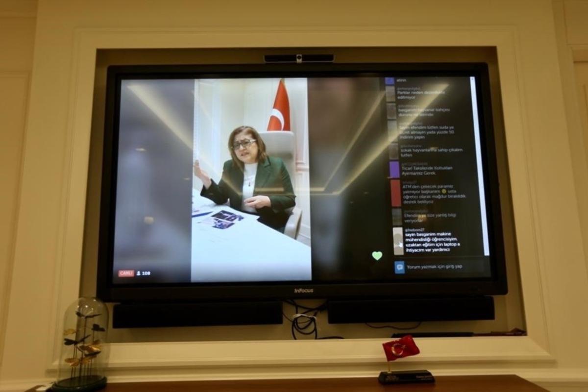 Şahin&rsquo;den halk g&uuml;n&uuml; i&ccedil;in akıllı &ccedil;&ouml;z&uuml;m