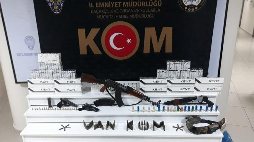 Van&rsquo;da silah ve m&uuml;himmat ele ge&ccedil;irildi