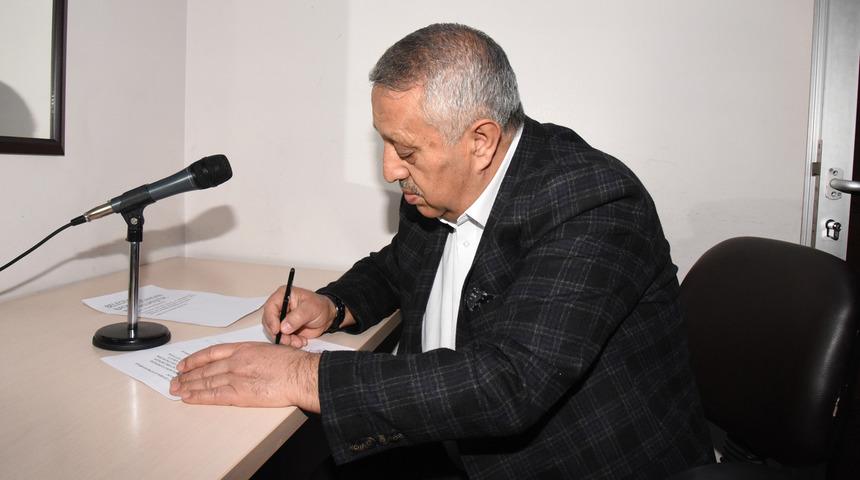 Belediye başkanı vatandaşları hoparlörden uyardı