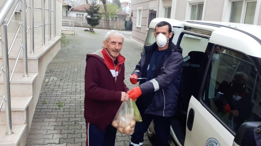 İhtiya&ccedil;ları i&ccedil;in bir telefon yetiyor