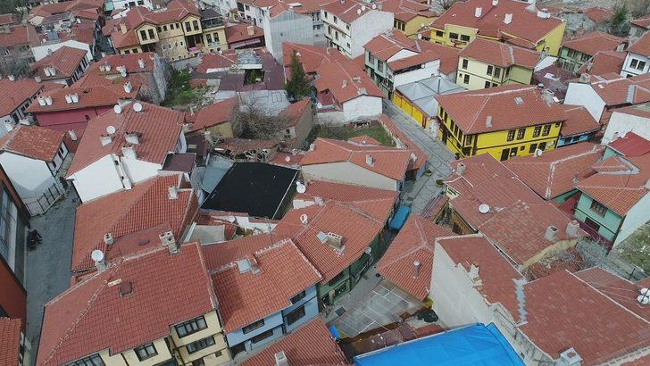 Tarihi Odunpazarı bölgesinde virüs nedeniyle adeta kuş uçmuyor G3