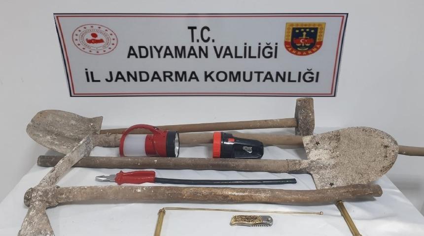 Jandarma su&ccedil;lulara g&ouml;z a&ccedil;tırmıyor