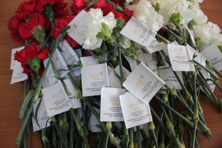 AK Gençlerden sağlık çalışanlarına motivasyon G5