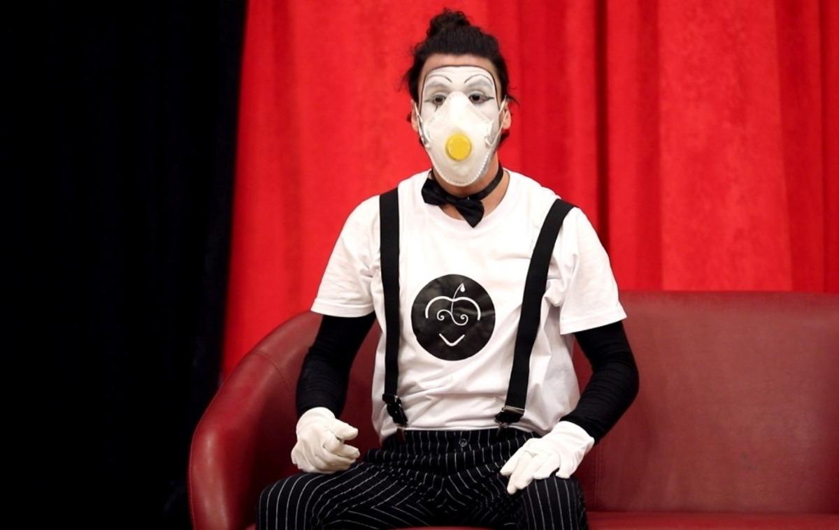 &Ccedil;iğli&rsquo;de korona vir&uuml;s tedbirleri pandomimle anlatıldı