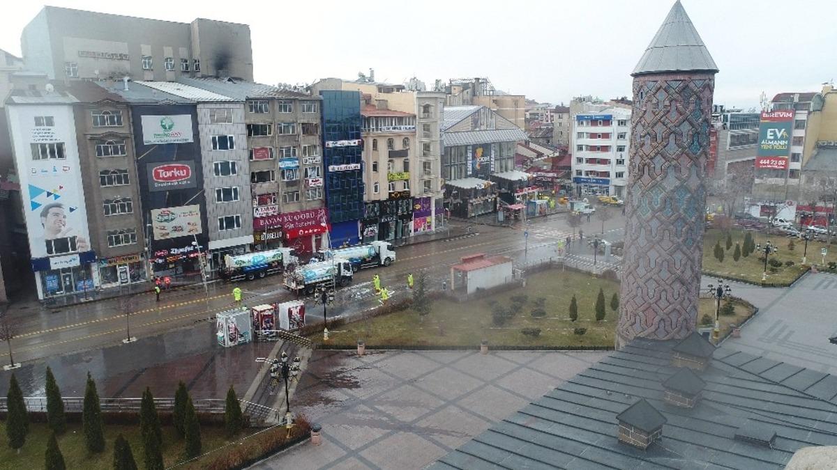 Dezenfekte &ccedil;alışmaları drone ile g&ouml;r&uuml;nt&uuml;lendi