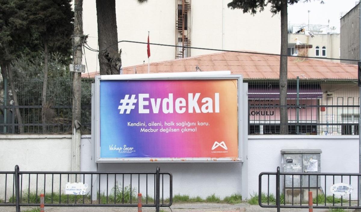 Mersin&rsquo;de vatandaşlar korona vir&uuml;se karşı bilgilendiriliyor