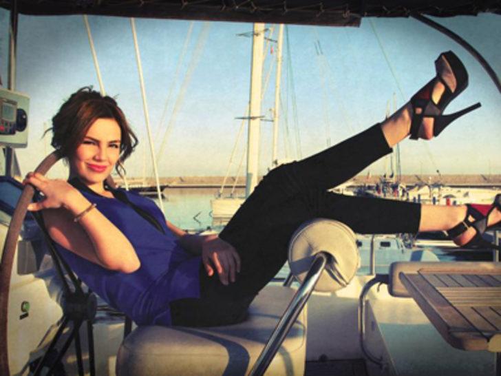 Yağmur Tanrısevsin ajansıyla kavgalı G3