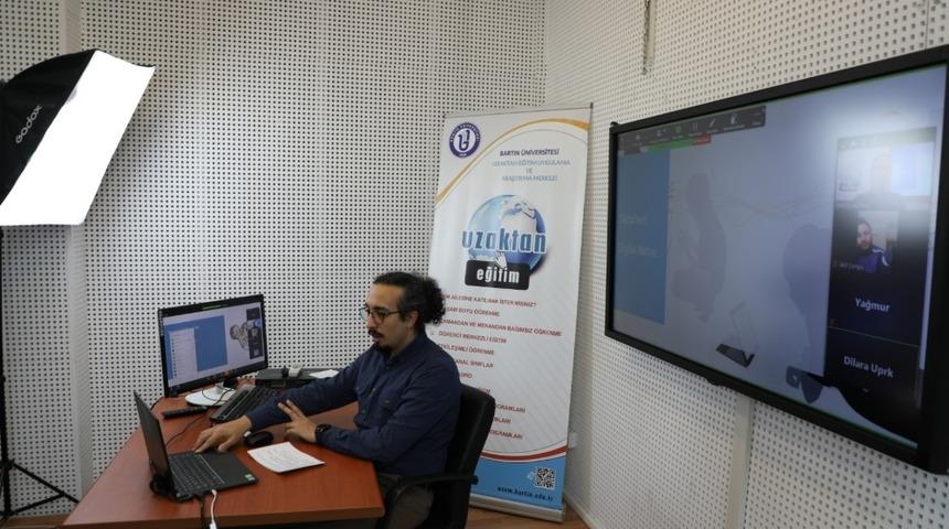 Bartın Üniversitesi’nin ‘Uzaktan Eğitim’deki başarısı