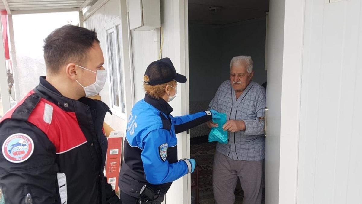 Elazığ&rsquo;da Vefa Sosyal Destek Grubu 5 bin kişiye hizmet etti