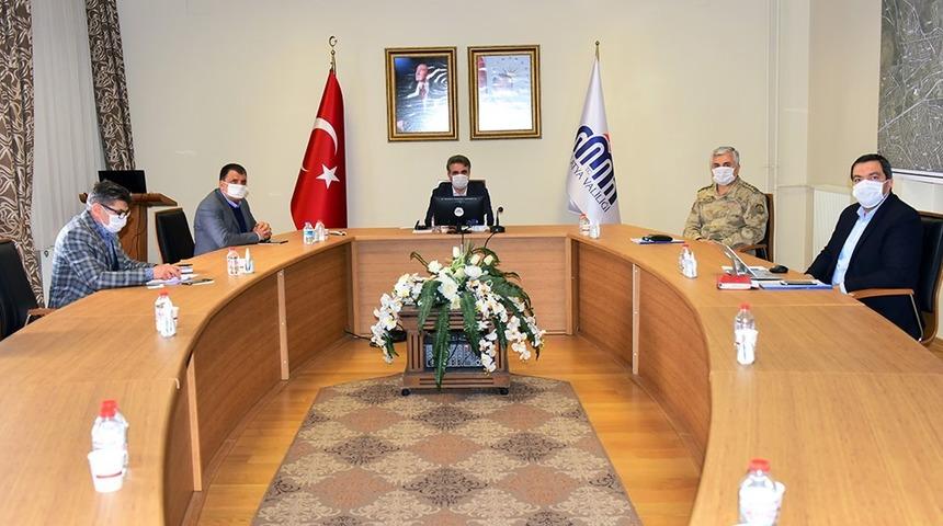 Malatya&rsquo;da korona vir&uuml;s toplantısı yapıldı