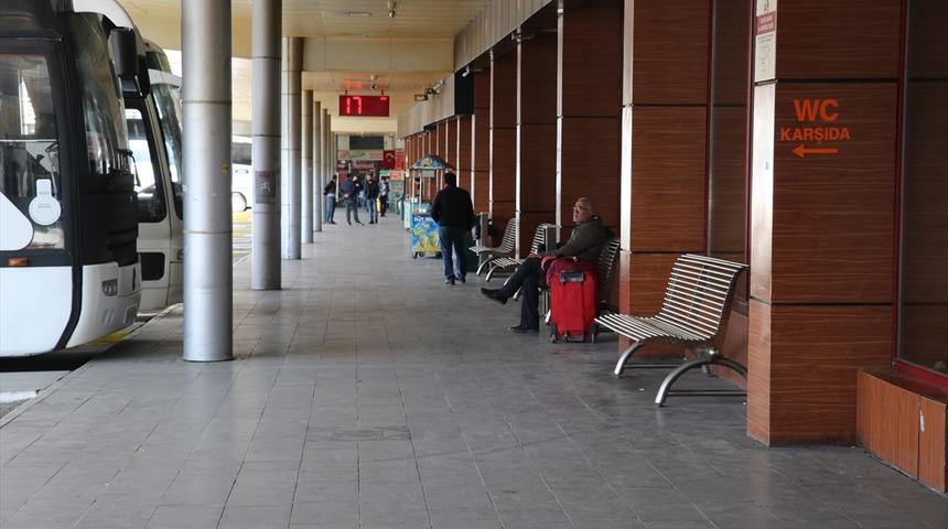 Isparta, Burdur ve Kırıkkale'deki otogarlarda koronavir&uuml;s tedbirleri uygulanıyor