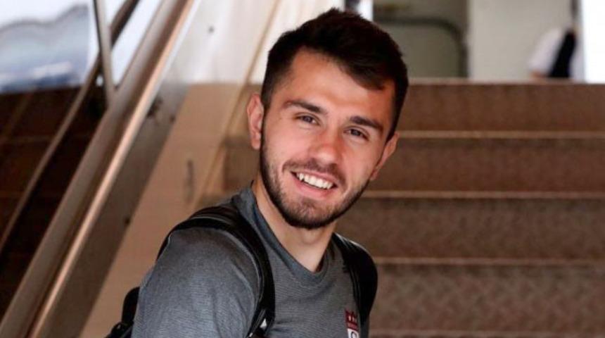 Sivassporlu Emre Kılın&ccedil;&rsquo;tan 70 aileye gıda yardımı