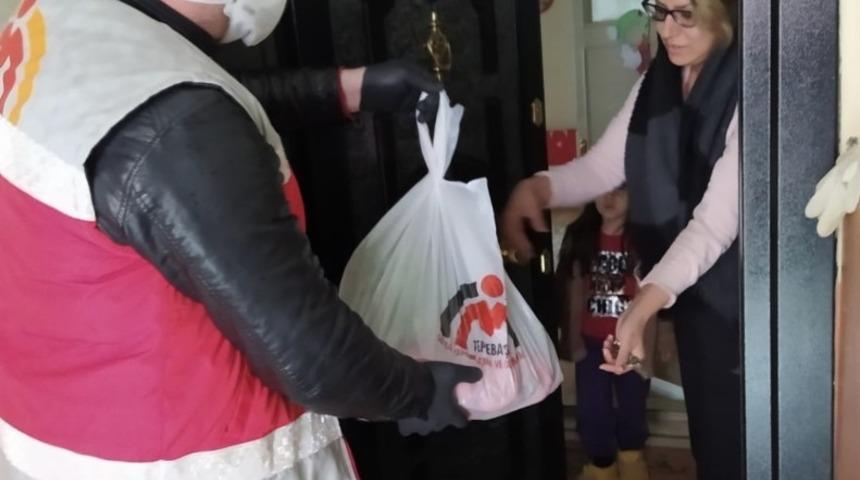 &Ccedil;aresiz kadının yardımına Tepebaşı Kaymakamlığı yetişti