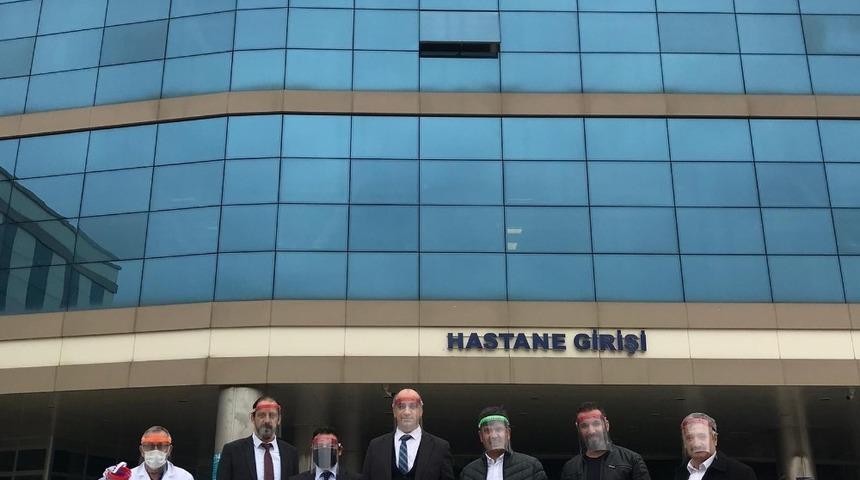 Düzce’de 5 Meslek lisesi siper maske üretimine başladı