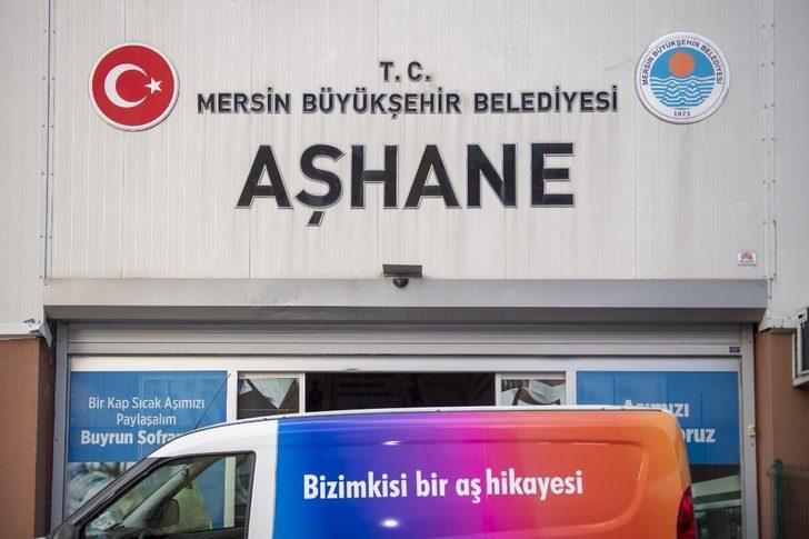 Mersin’deki belediye aşhanesinde günlük 6 bin kişilik yemek üretiliyor G3