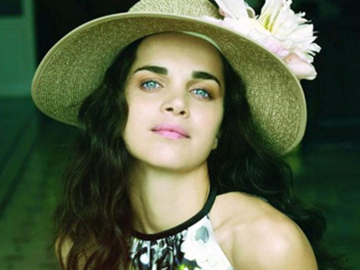 Tuğçe Kazaz'dan 'fitne'li Abdullah Gül yorumu G2