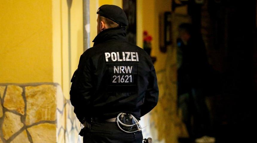 Hollanda'da bir evde 4 T&uuml;rk vatandaşının cesedi bulundu