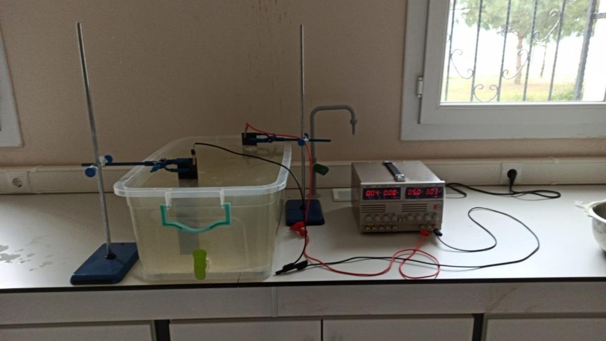 Buharkent MYO dezenfektan &uuml;retimine başladı