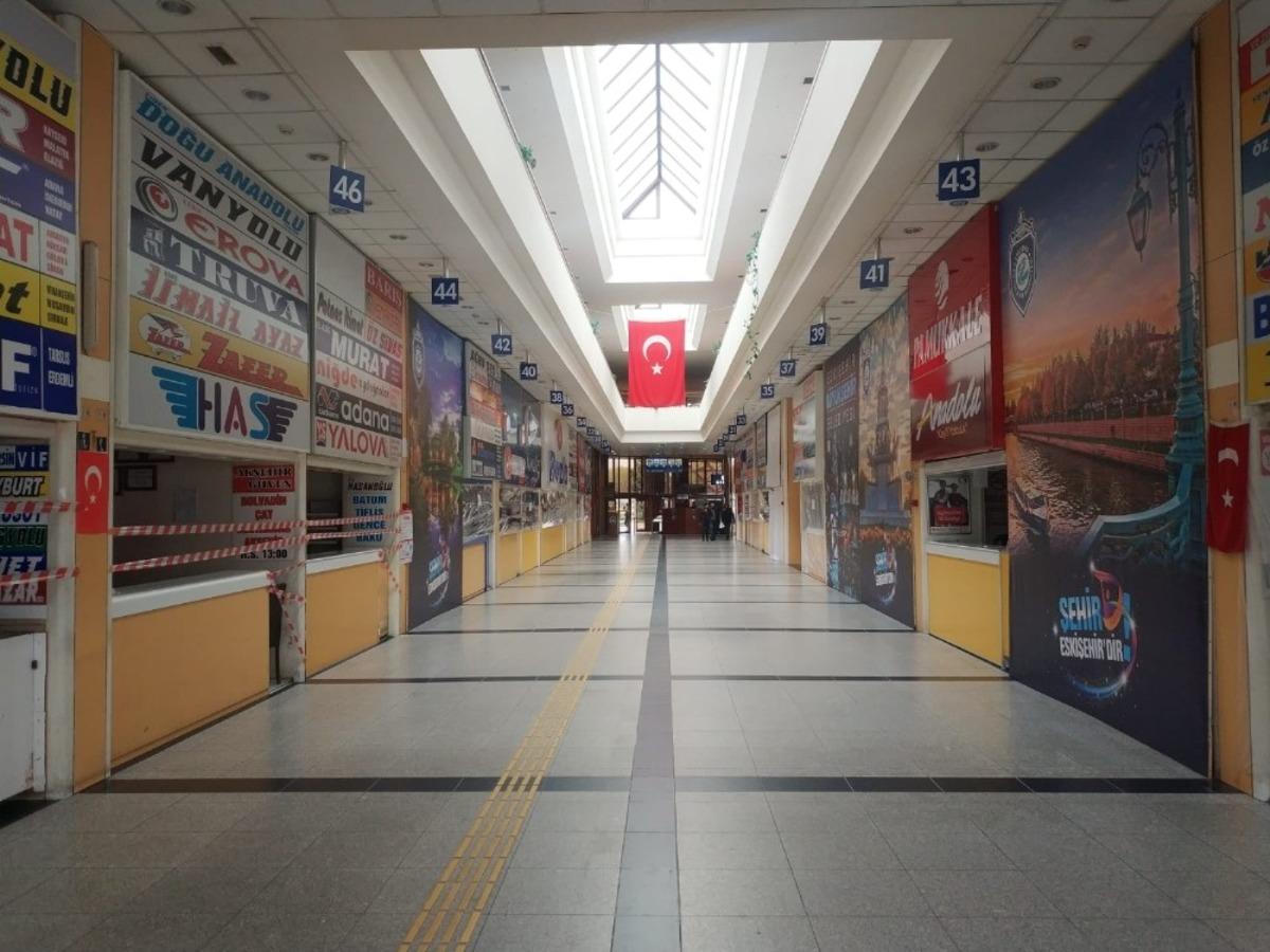 Eskişehir otogarında &rsquo;korona&rsquo; sessizliği