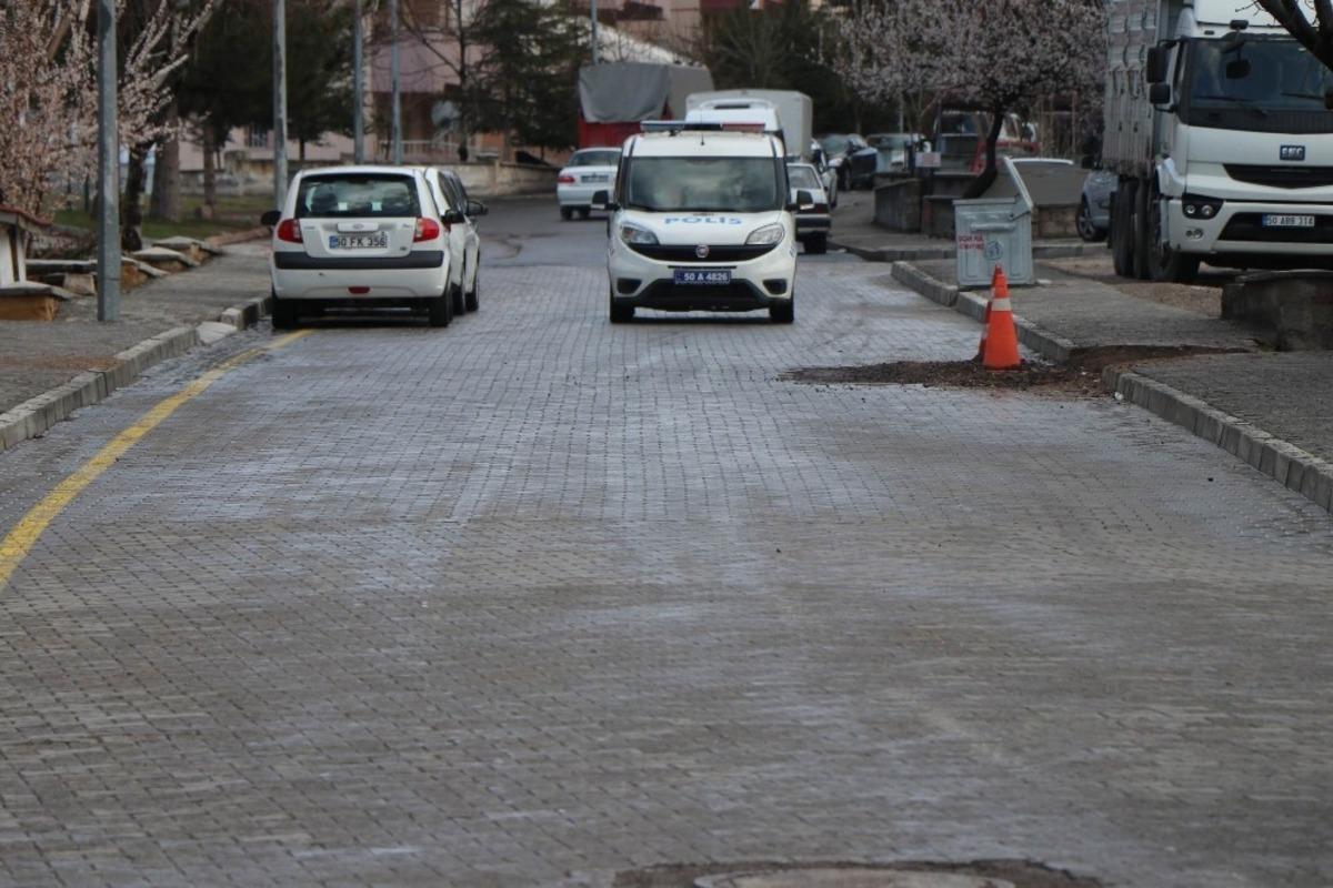 Nevşehir polisinden, vatandaşlara &rsquo;Zaruri olmadık&ccedil;a dışarı &ccedil;ıkmayın&rsquo; uyarısı