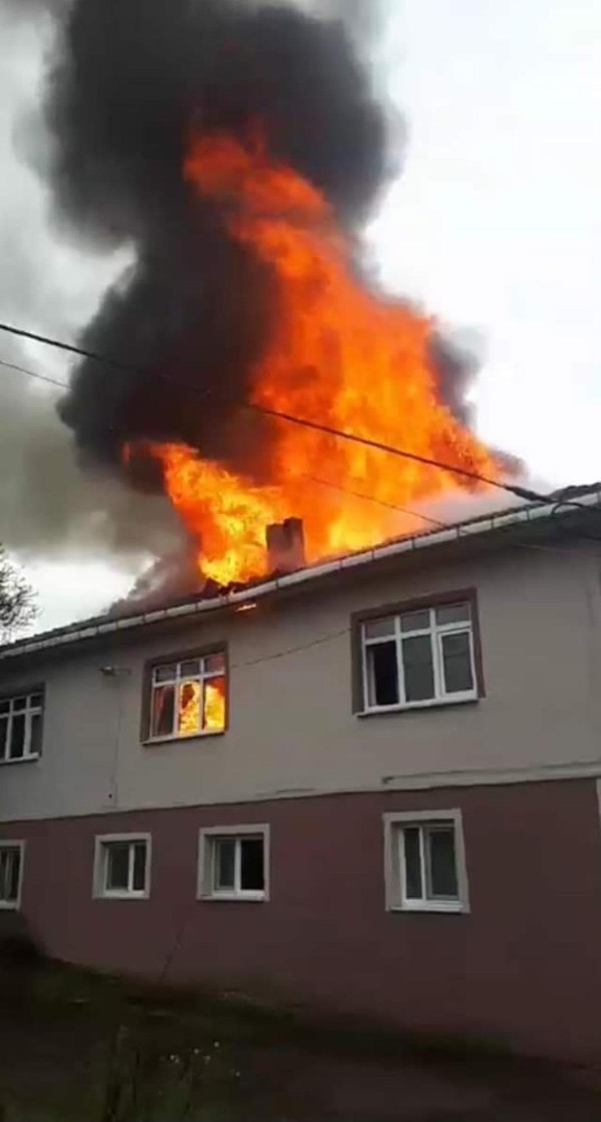 2 katlı evde &ccedil;ıkan yangın korkuttu