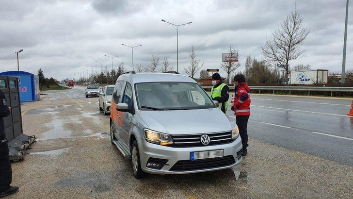 Sağlık ve polis ekiplerinden korona denetimi G4