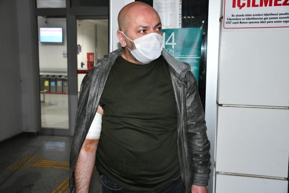 Canını hi&ccedil;e sayan polis memuru karşılığını bı&ccedil;aklanarak aldı