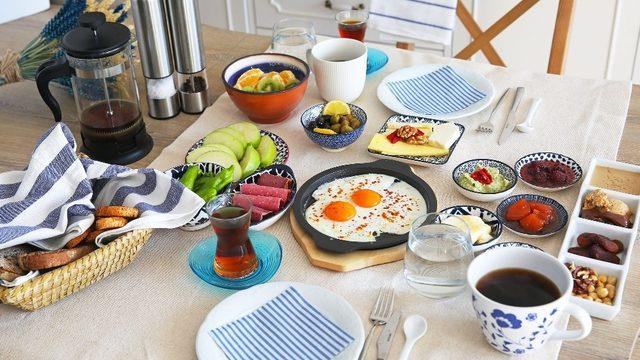 Sosyal izolasyonda abur cubura dikkat