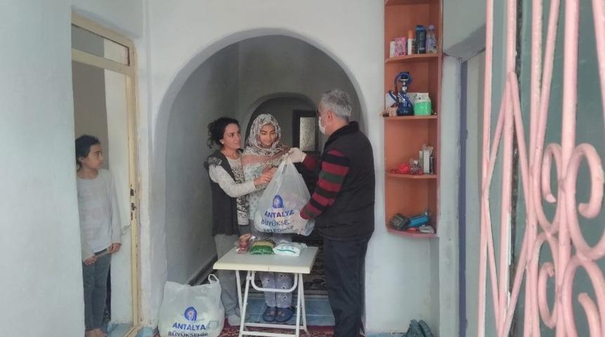 &Ccedil;&ouml;lyak hastalarına glutensiz gıda yardımı