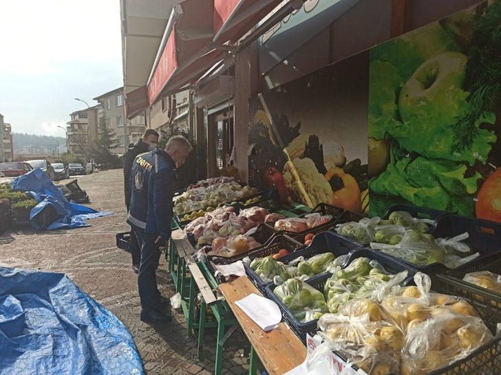 Kapalı pazar alanında dezenfekte çalışmaları G2