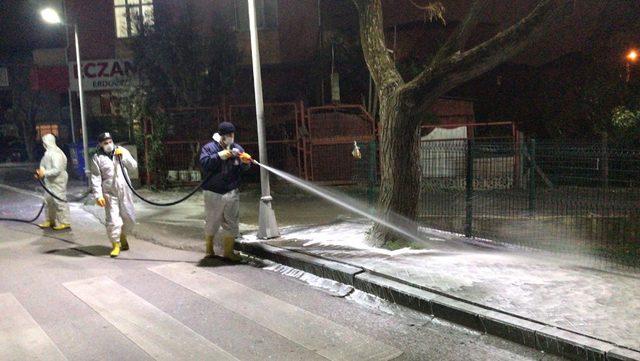 Körfez’de dezenfekte ekipleri yoğun çalışıyor